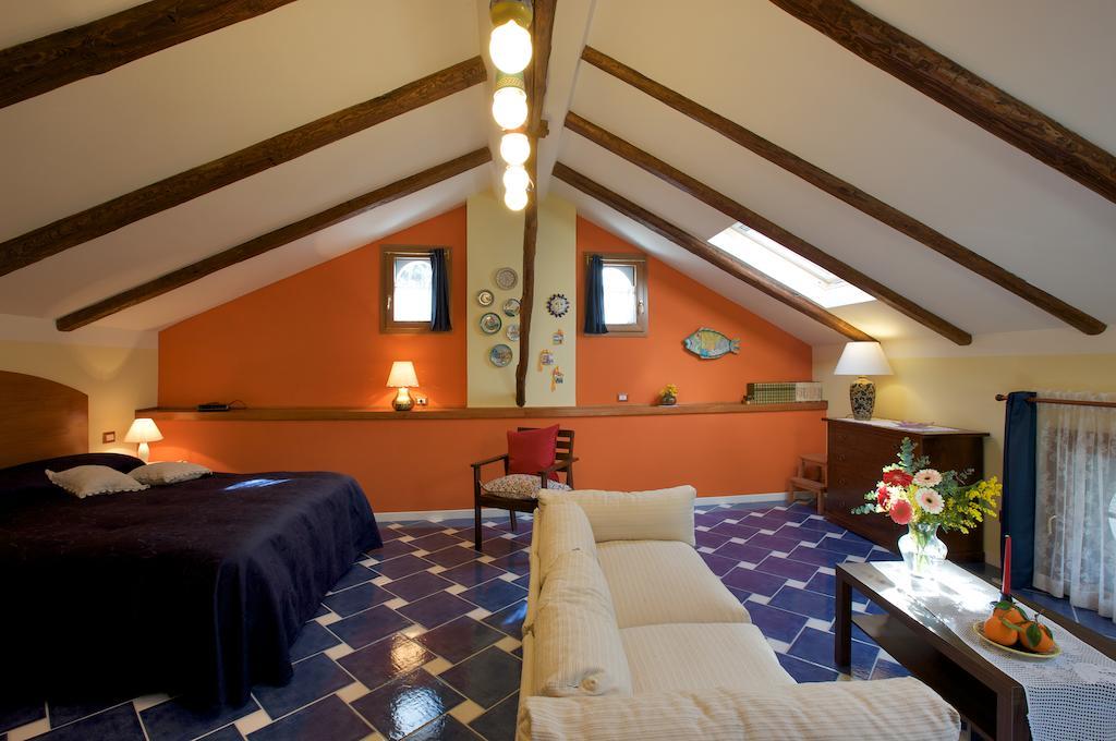 Bed and Breakfast La Casa Di Donn'Amelia Molina  Zimmer foto